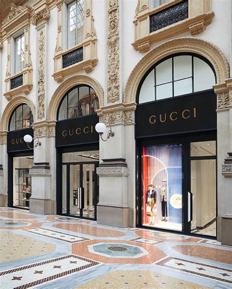 rinascente milano negozi gucci|negozio gucci milano.